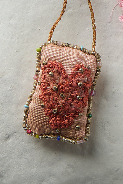 EMBROIDERED SQUARE NECKLACE