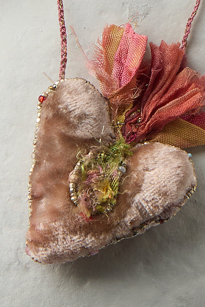 EMBROIDERED VELVET HEART NECKLACE