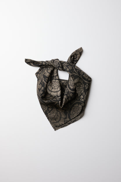 SQUARE PRINTED SCARF