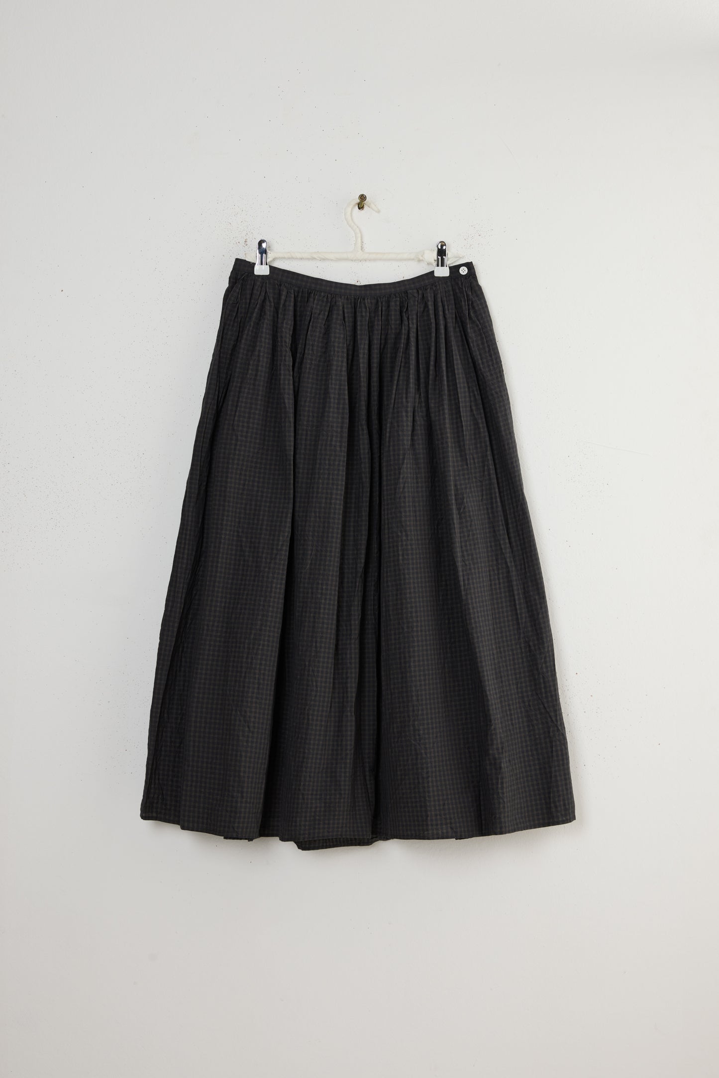 PLAID RANDOM PLEATED MAXI SKIRT