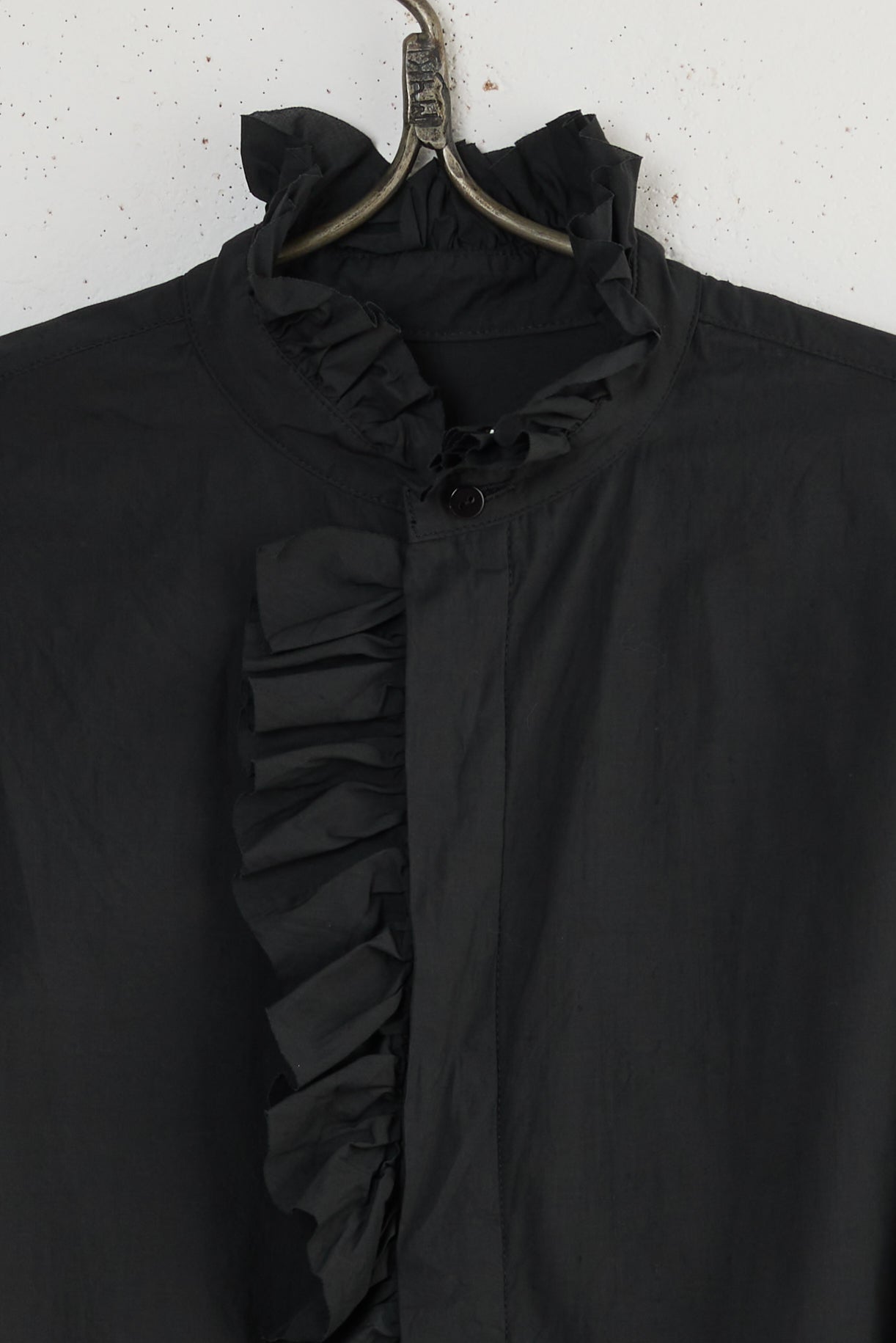 BISHOP SLEEVE RUFFLE SHIRT