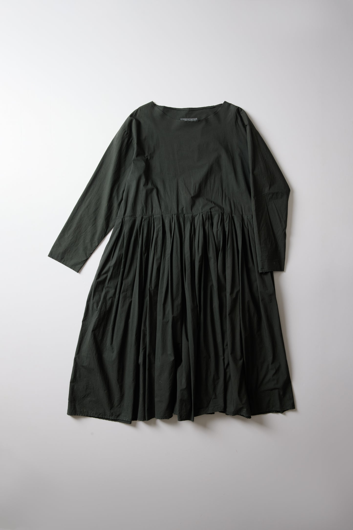 DRESS / MANUELLE GUIBAL / 4