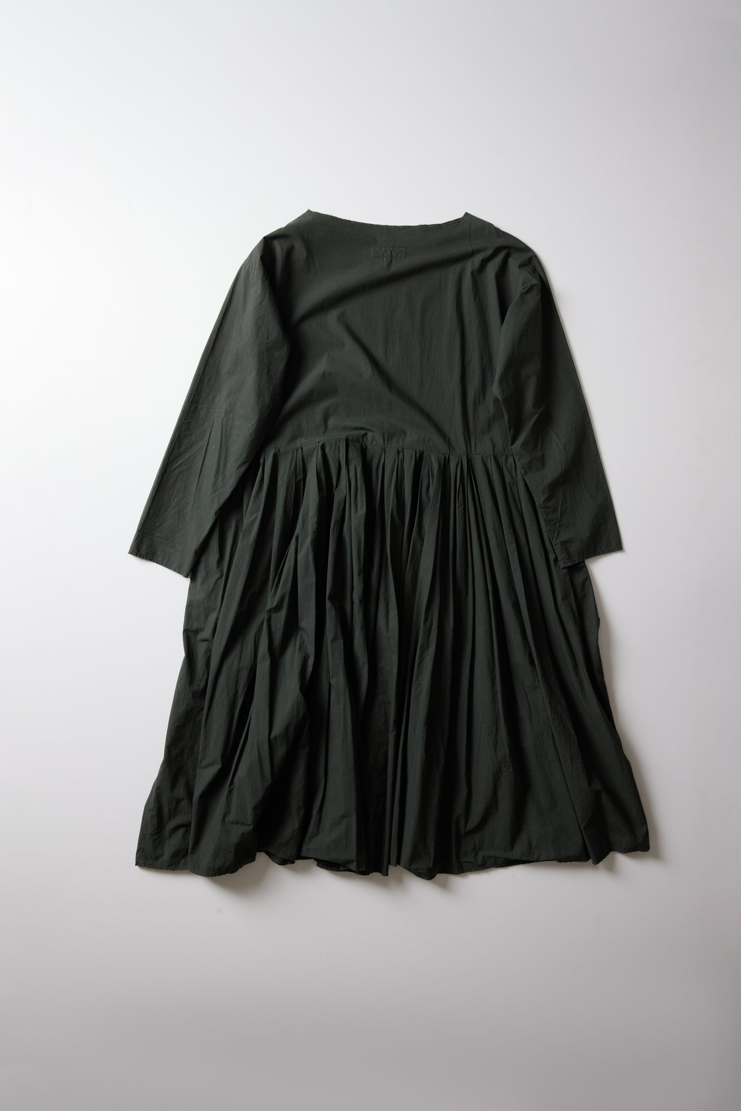DRESS / MANUELLE GUIBAL / 4