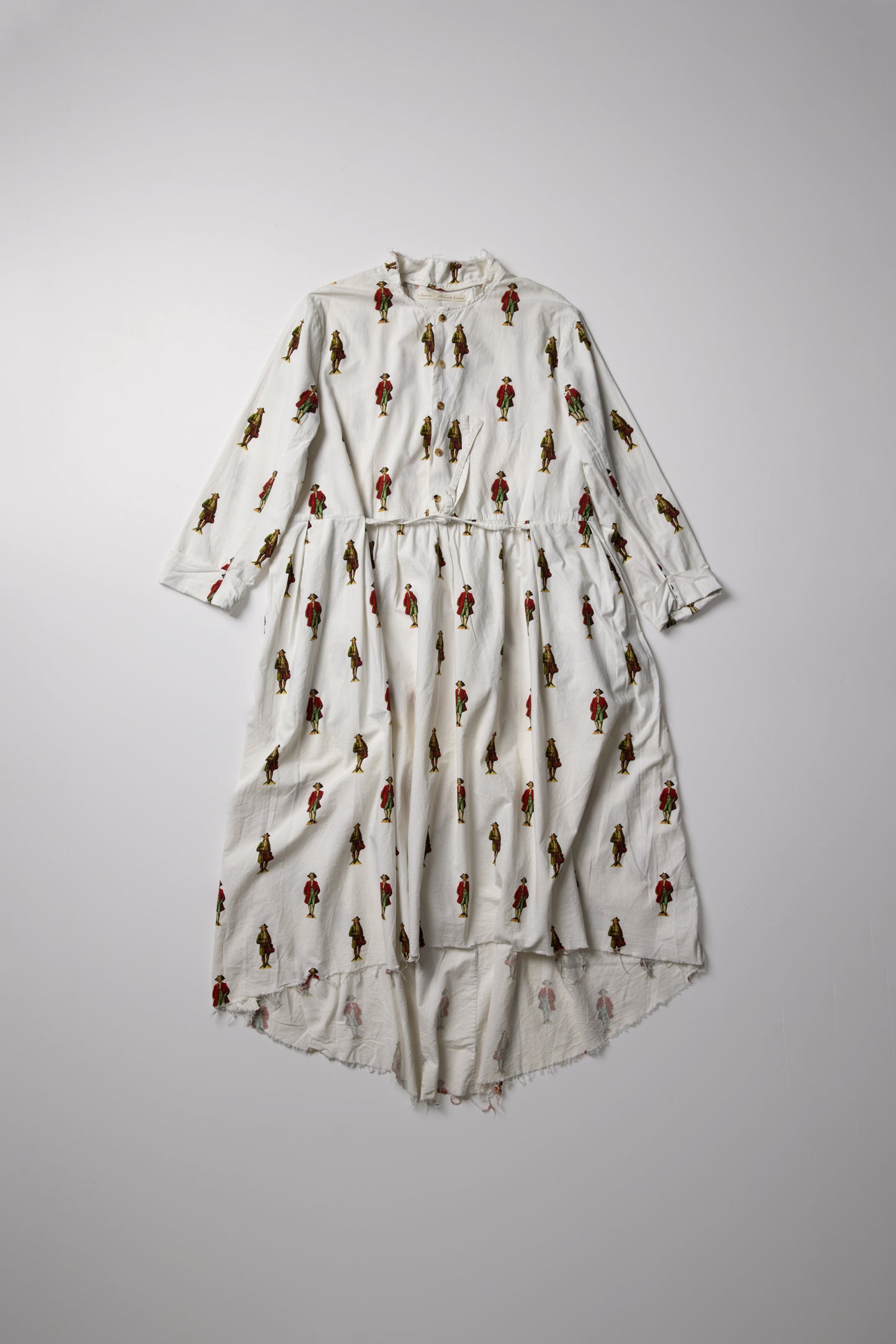 IMPERIAL DRESS / ALEKSANDER MANAMIS / 3