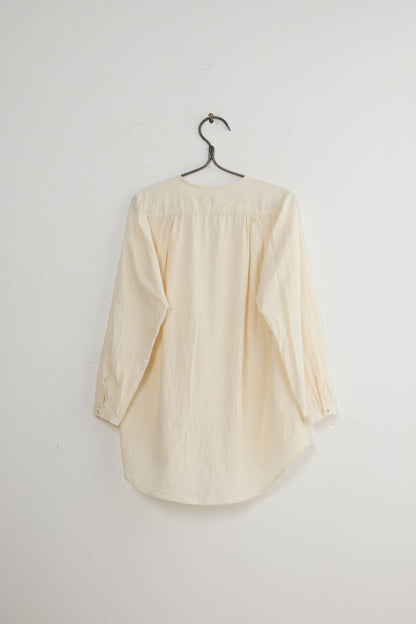 COLLARLESS SHIRT