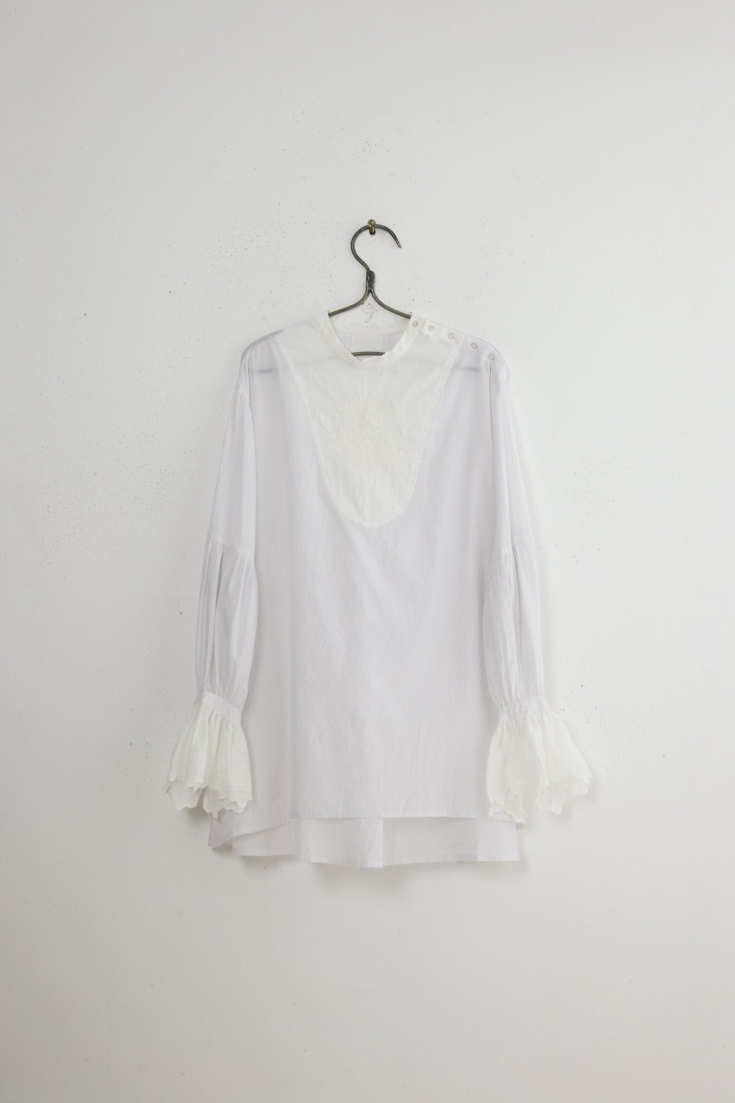 EMBROIDERED YOKE BLOUSE