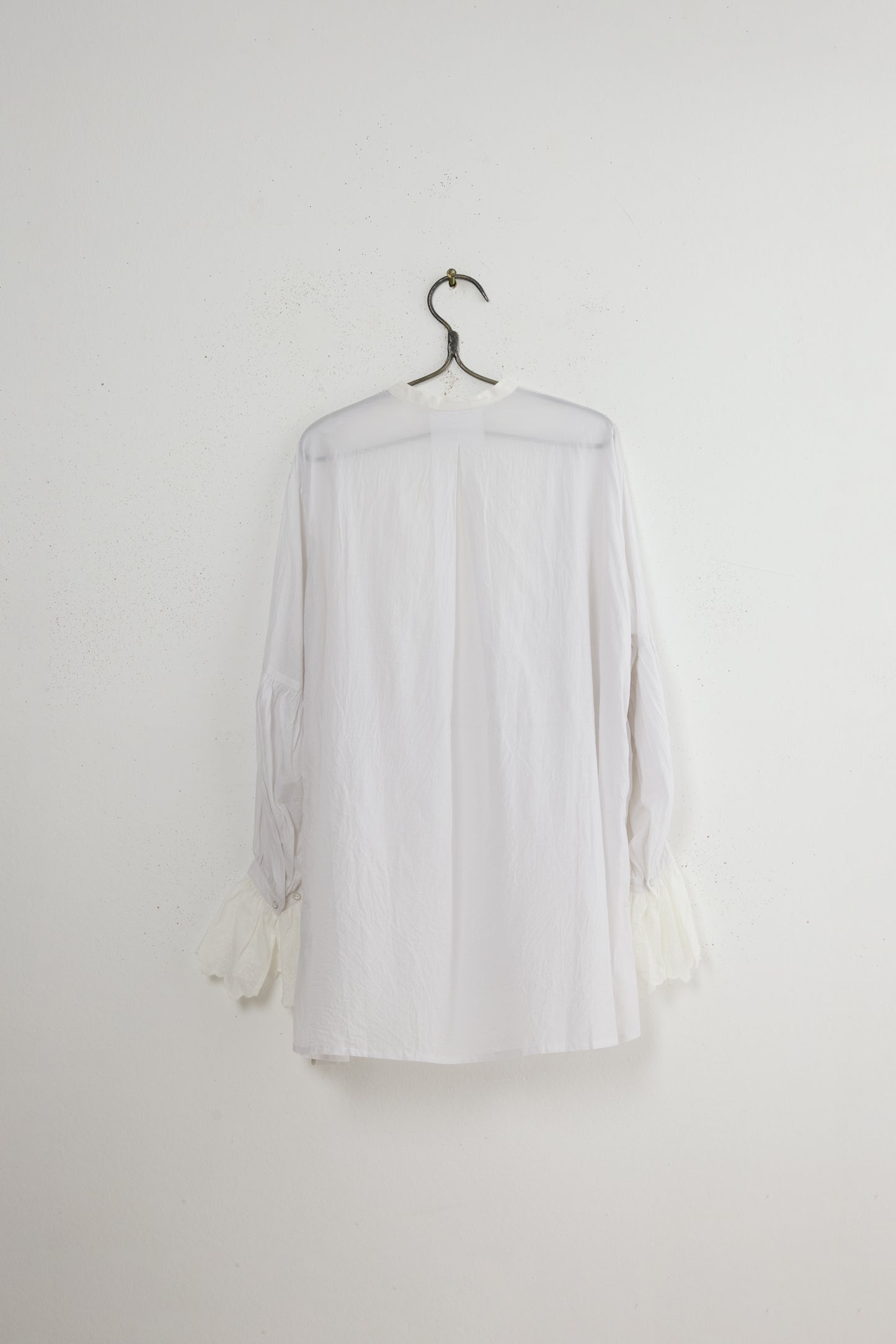 EMBROIDERED YOKE BLOUSE