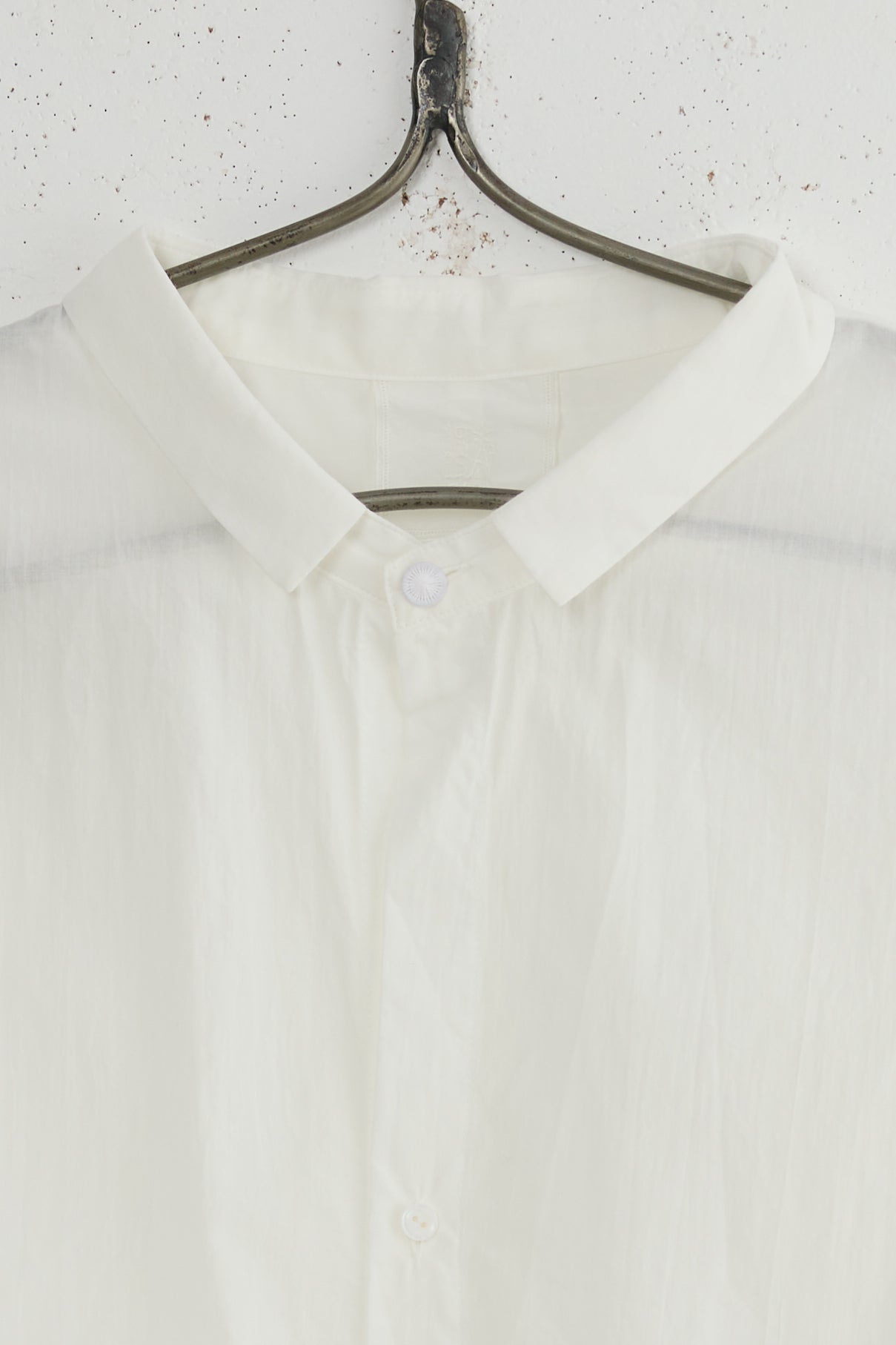 LACE SLEEVE SHIRT