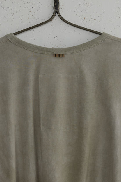 GATHERED T-SHIRT