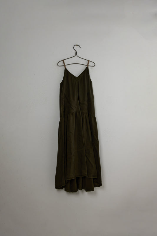 V-NECK GATHER DRESS