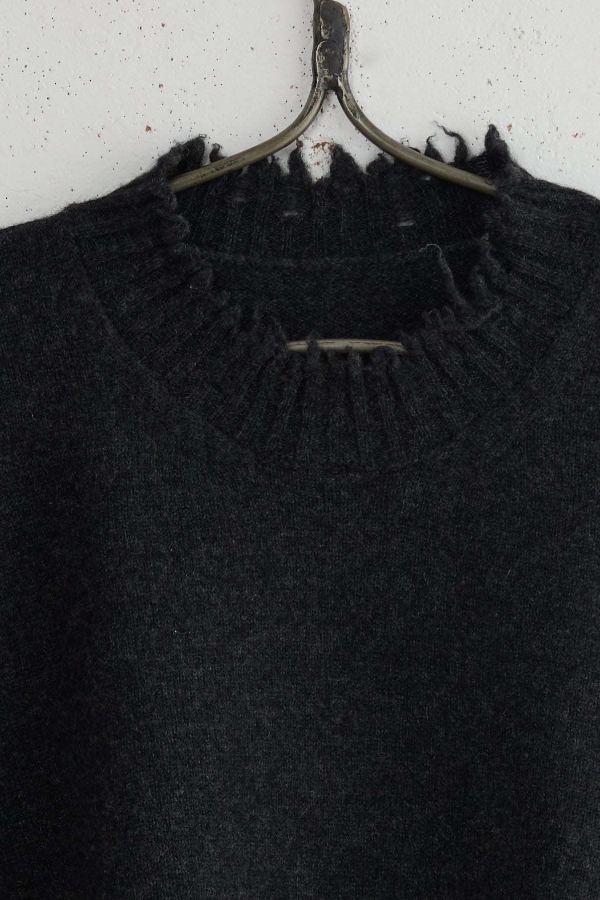 TWO TONE LONG SLV TOP