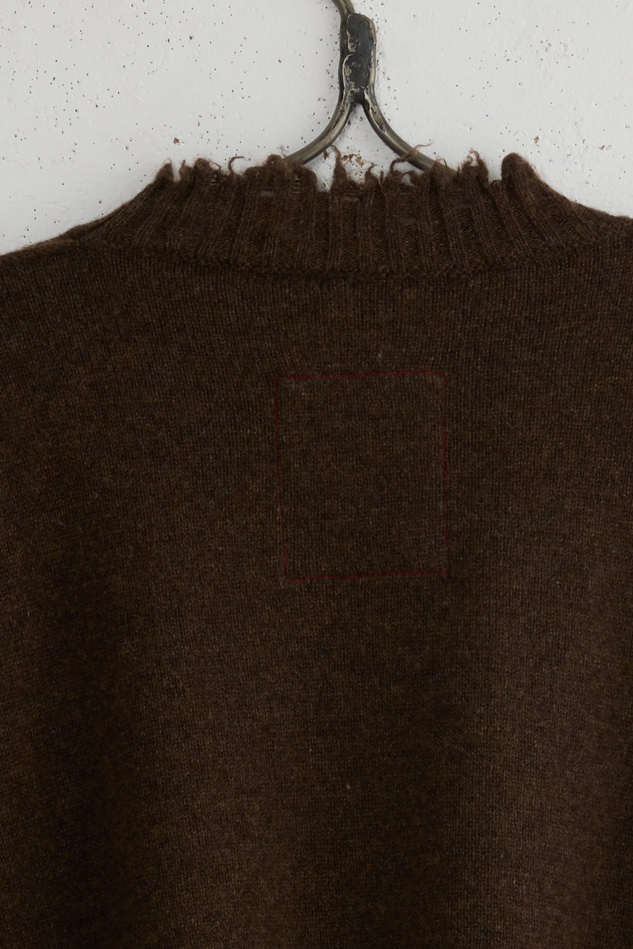 TWO TONE LONG SLV TOP