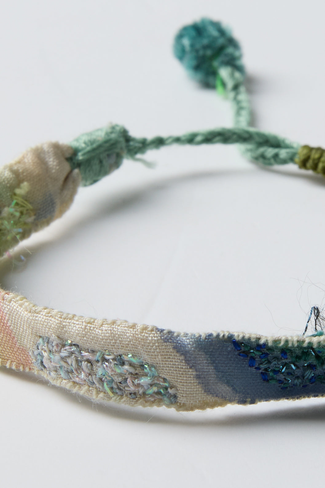 BLUE EMBROIDERED BRACELET