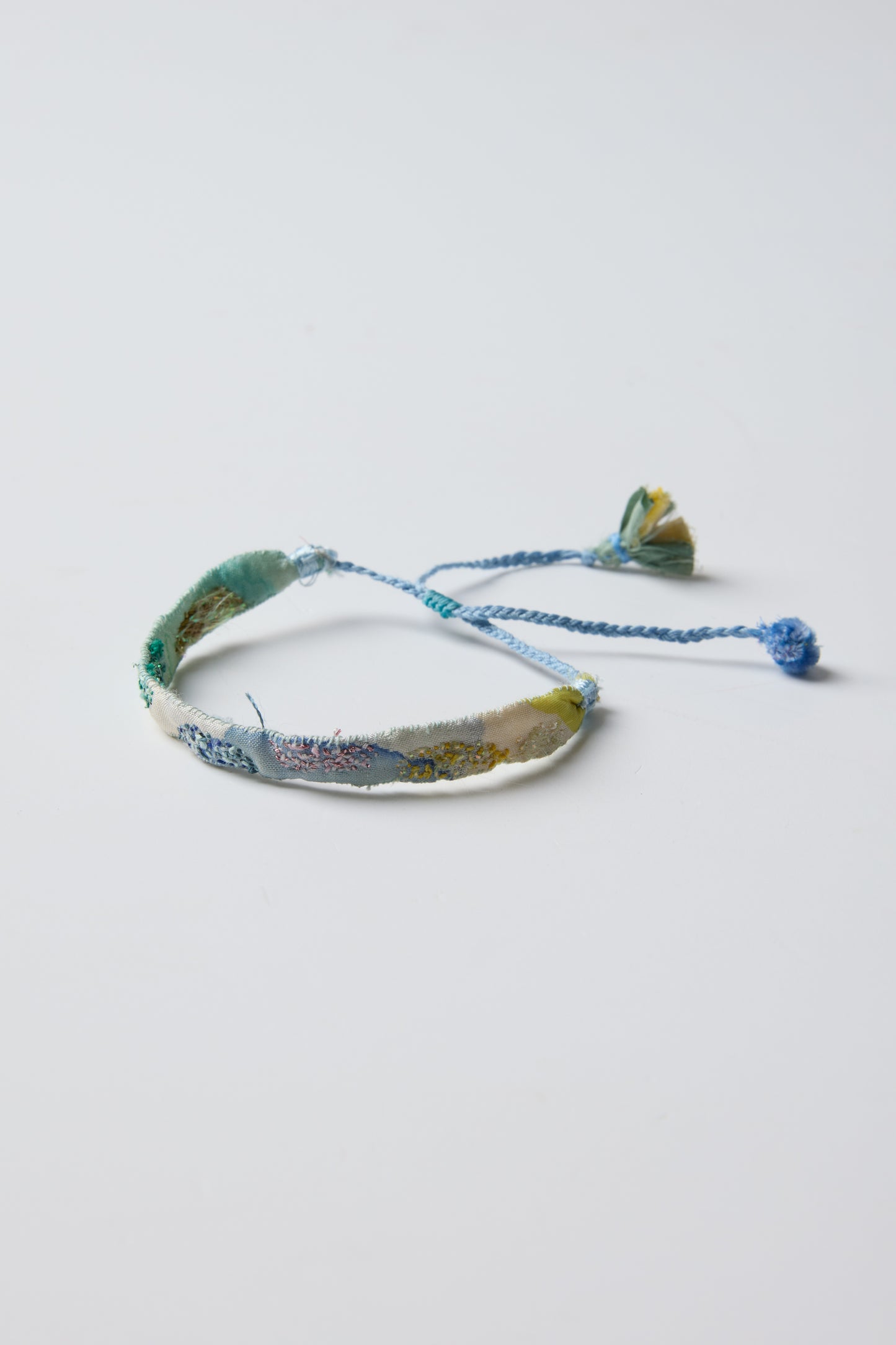 BLUE EMBROIDERED BRACELET