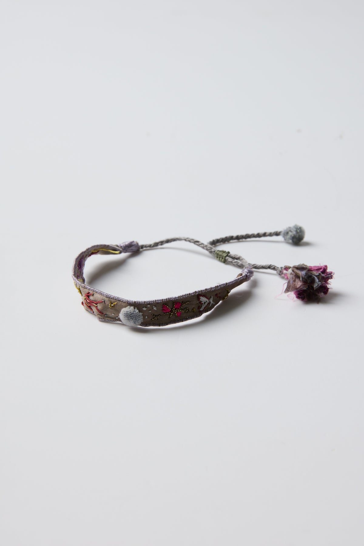 PURPLE EMBROIDERED BRACELET