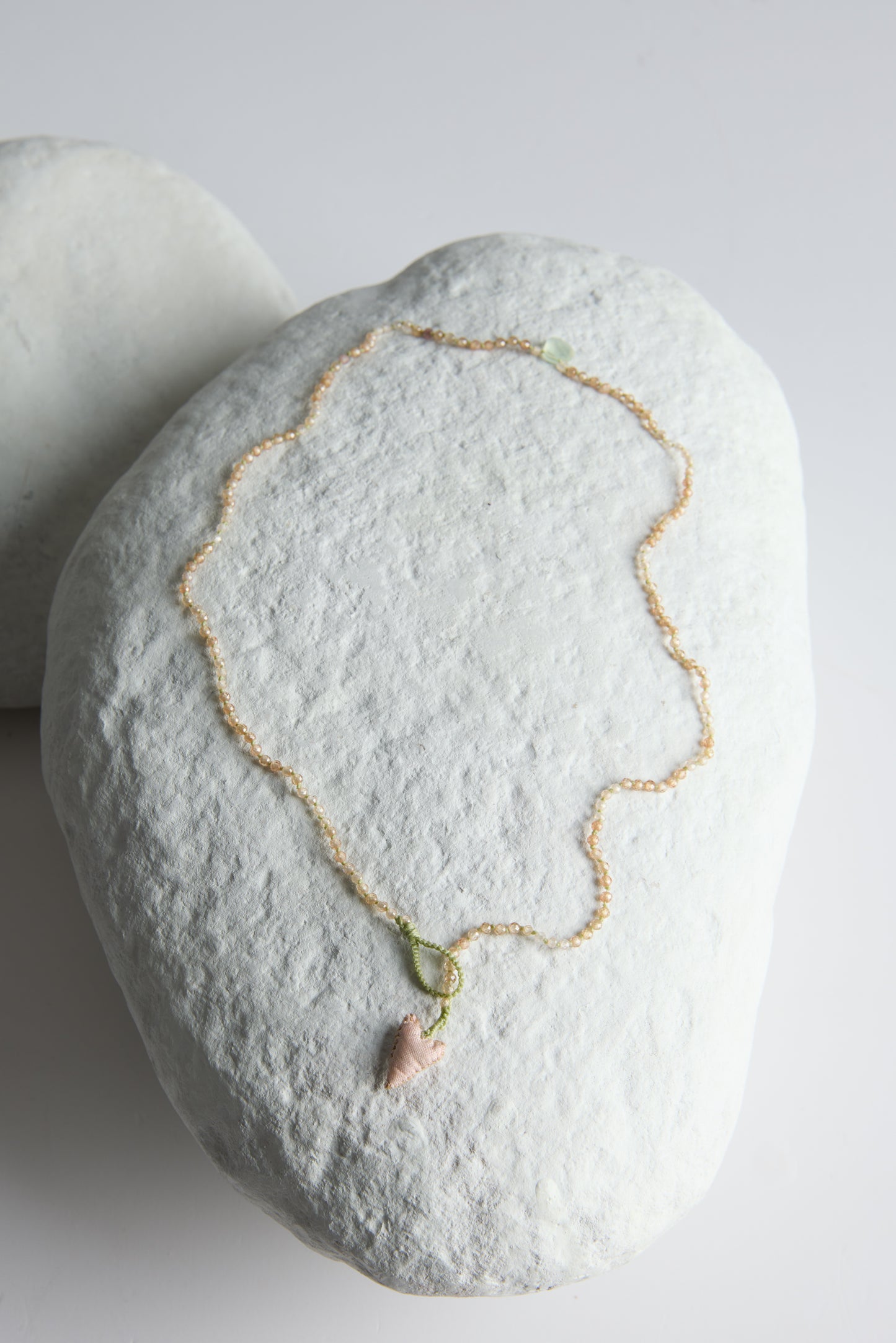 STONE BEAD NECKLACE