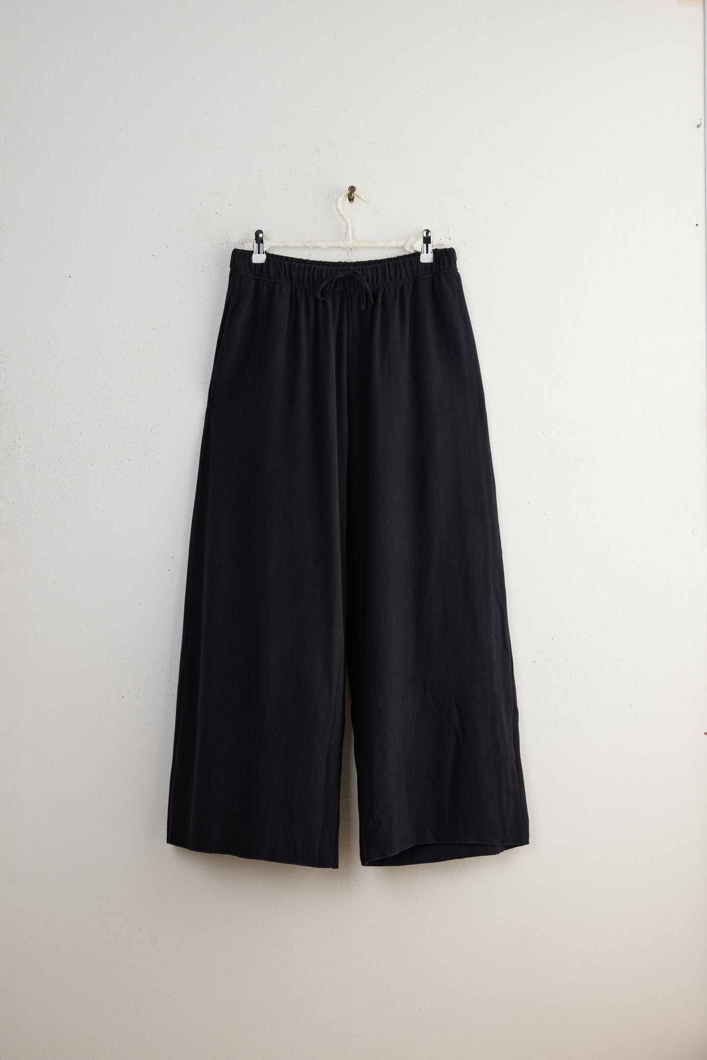 WIDE ESSENTIAL TROUSERS JP