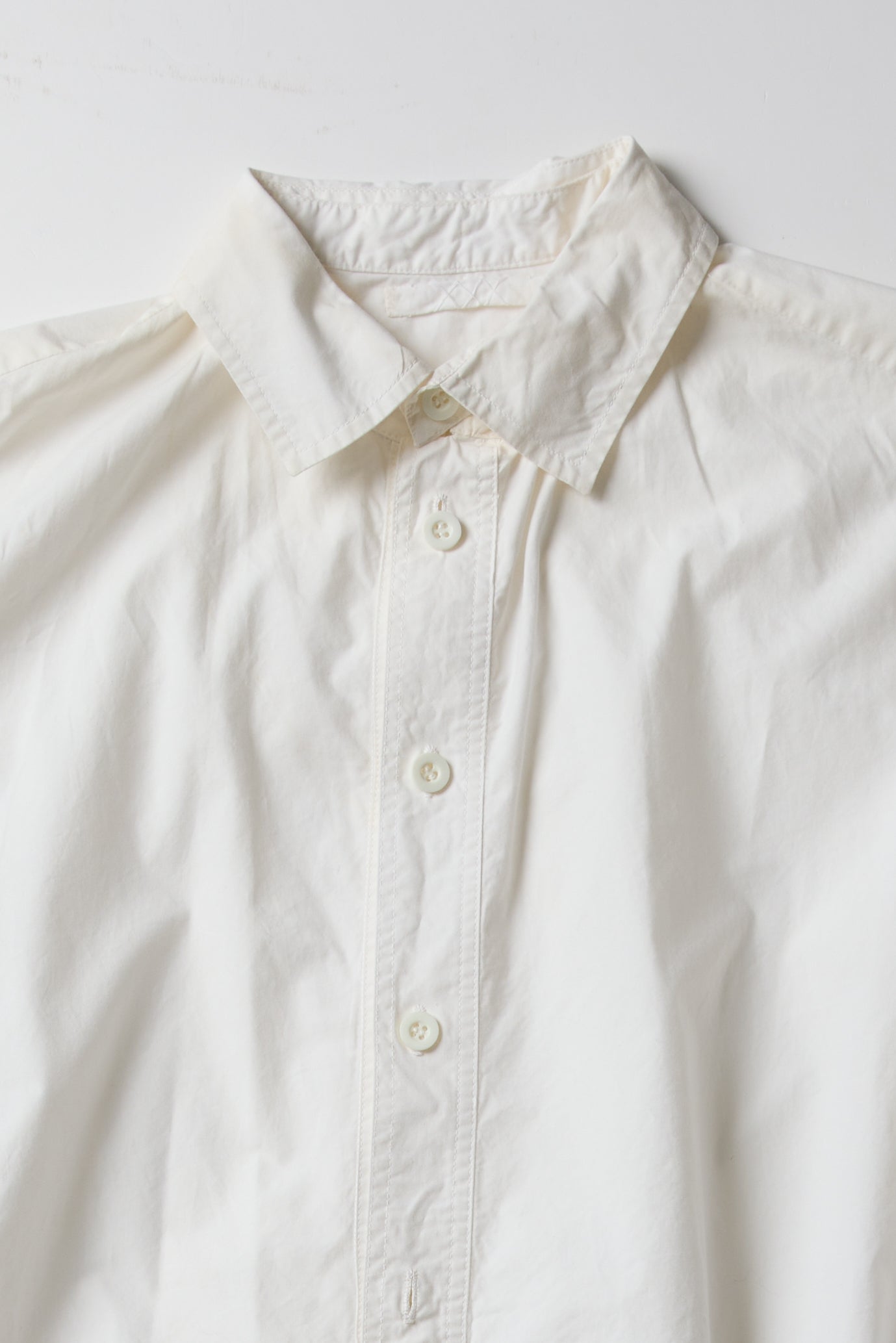 DETACHBLE COLLAR SHIRT \ EGG \ OS