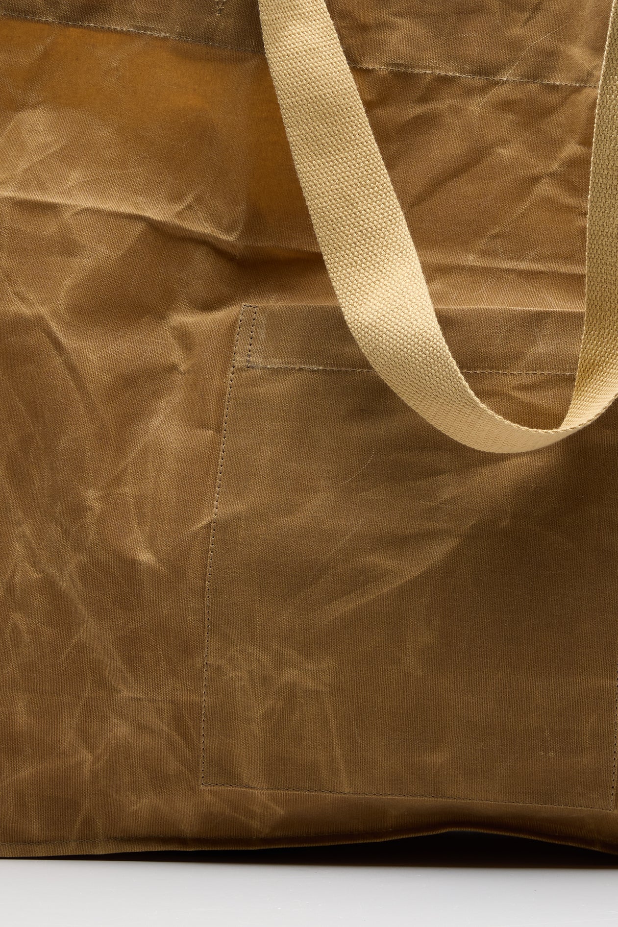 YOUNG WAXED BAG