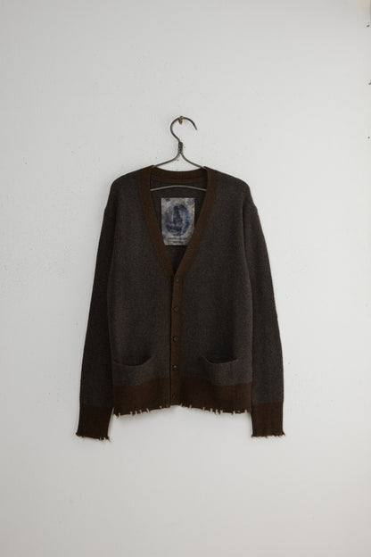 CLASSIC CARDIGAN
