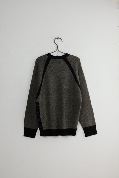 OVERSIZED RAGLAN SWEATER