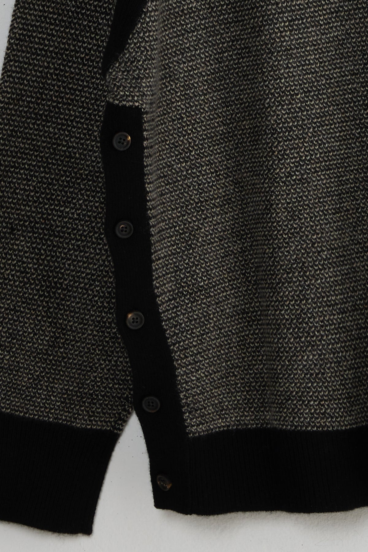 OVERSIZED RAGLAN SWEATER