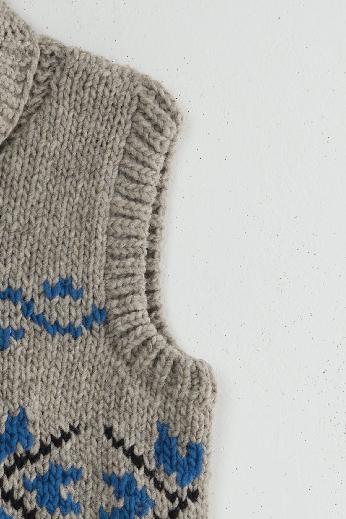 PERU HAND KNIT VEST
