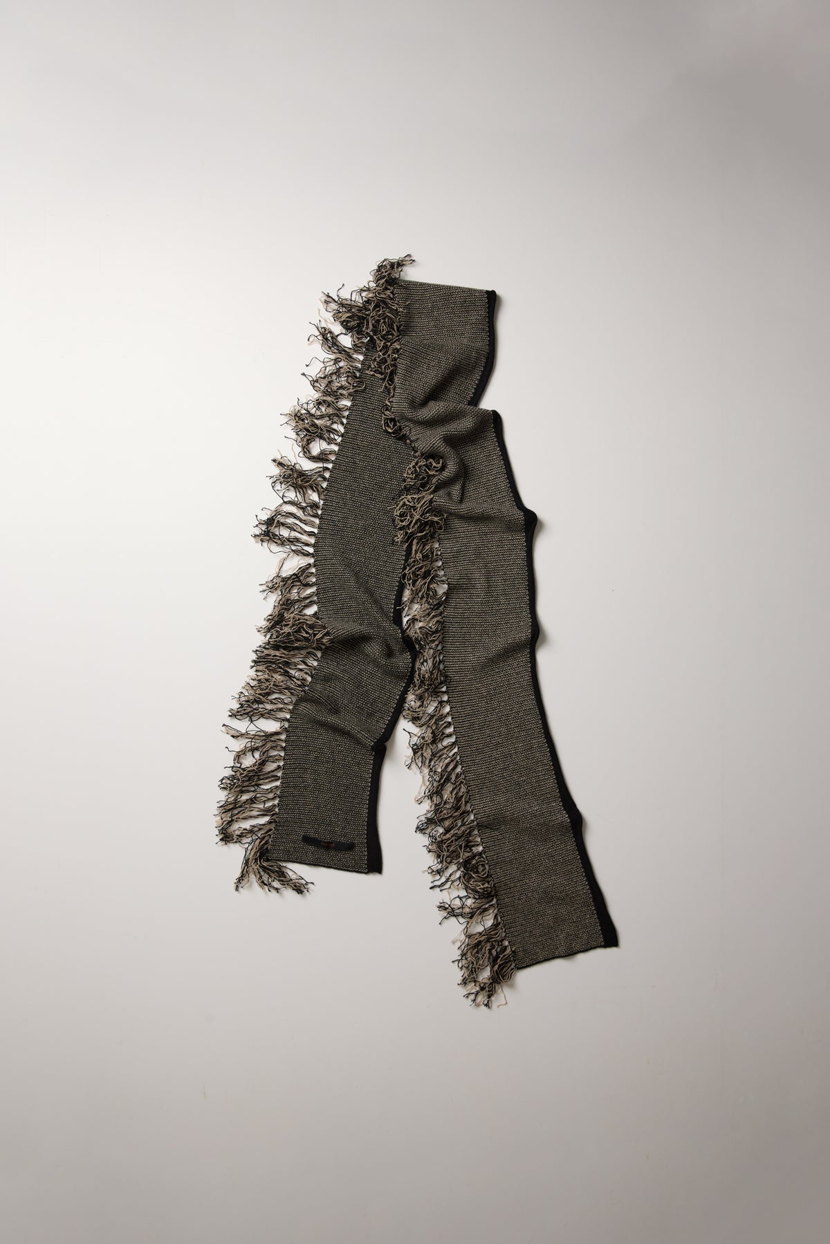 LONG SCARF WITH TASSEL