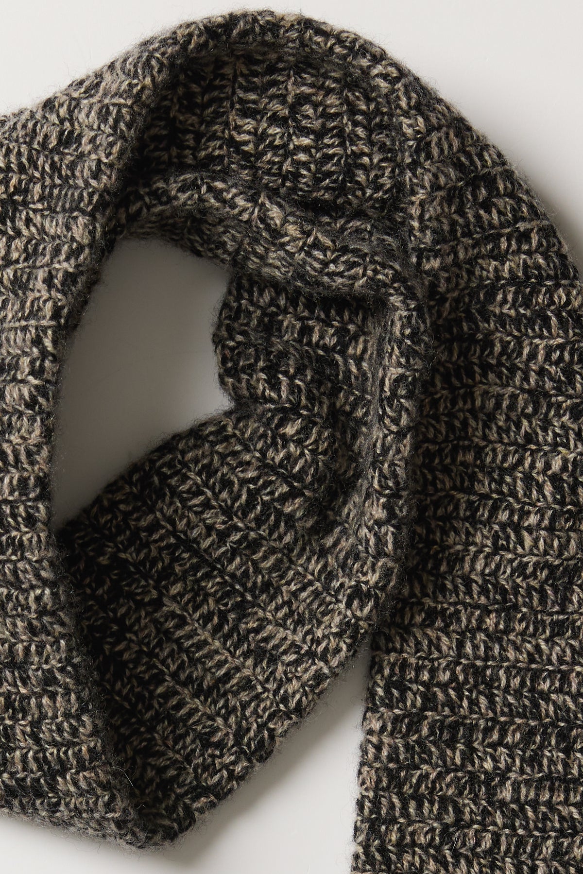 HAND MADE SLIM SCARF