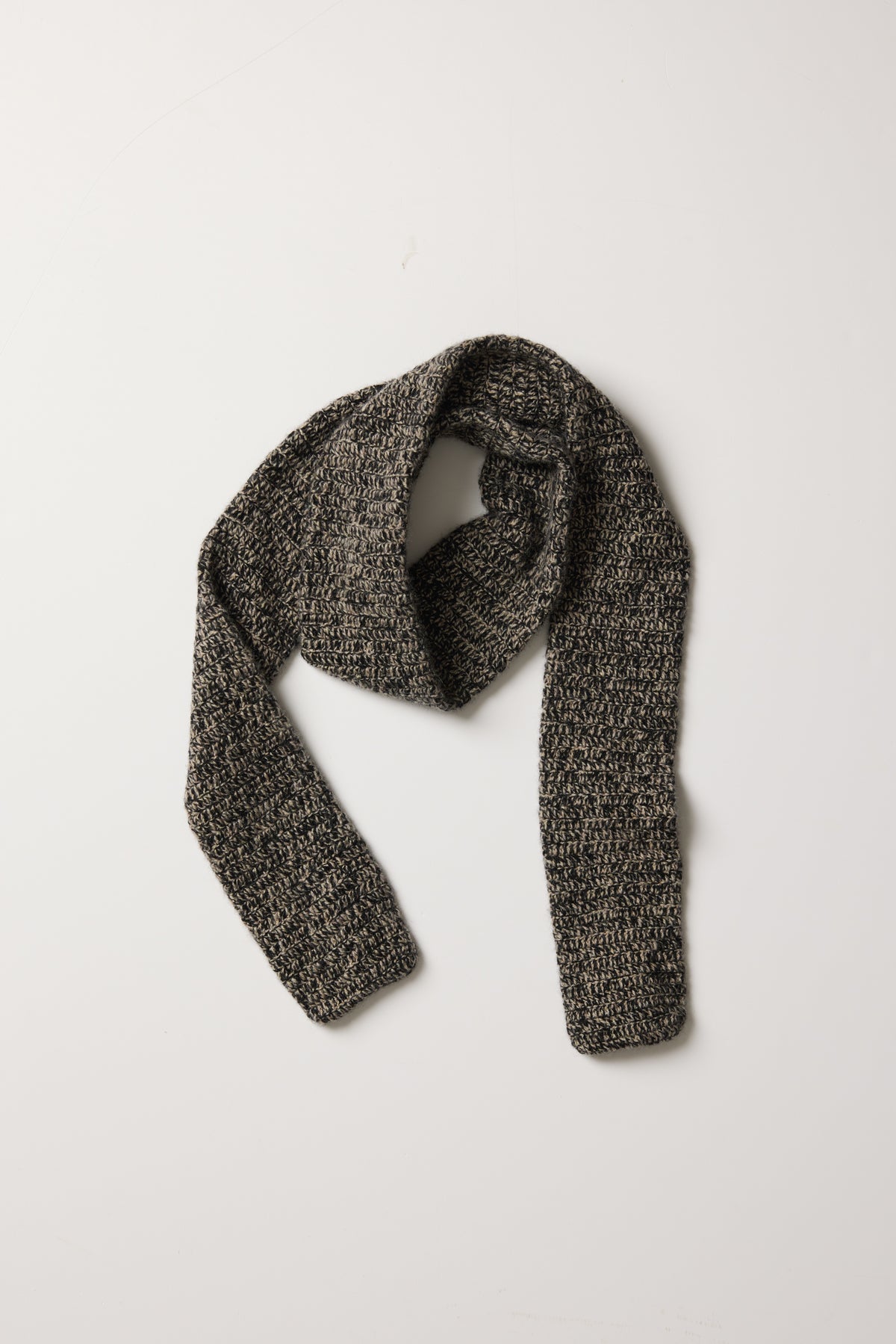 HAND MADE SLIM SCARF