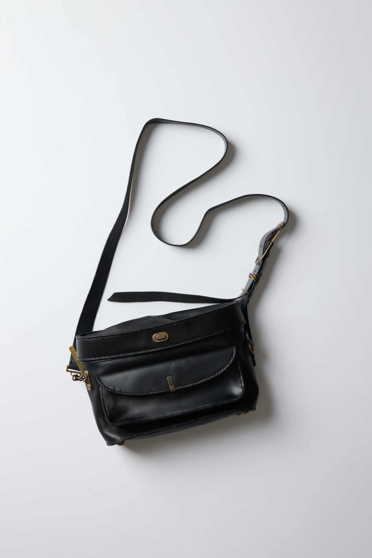 LEATHER MESSTIN BOX BAG