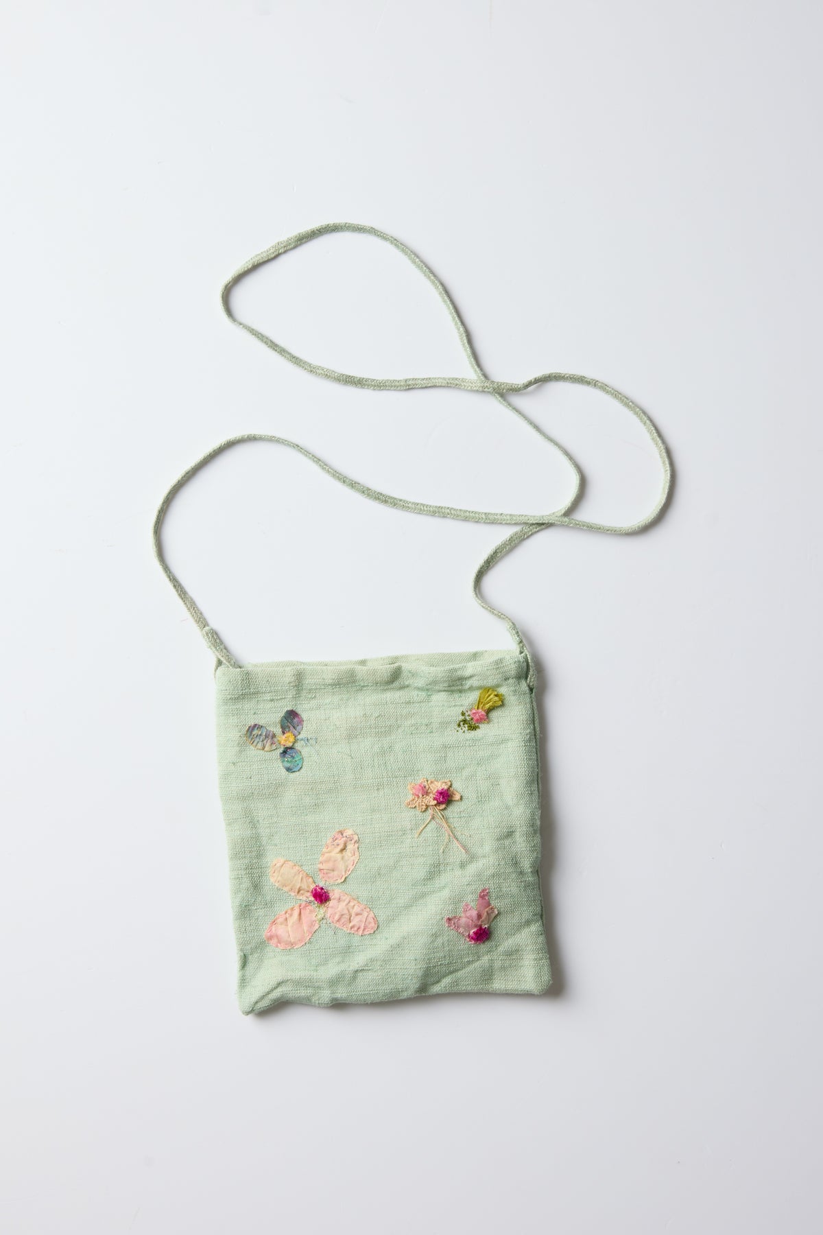 EMBROIDERED BAG