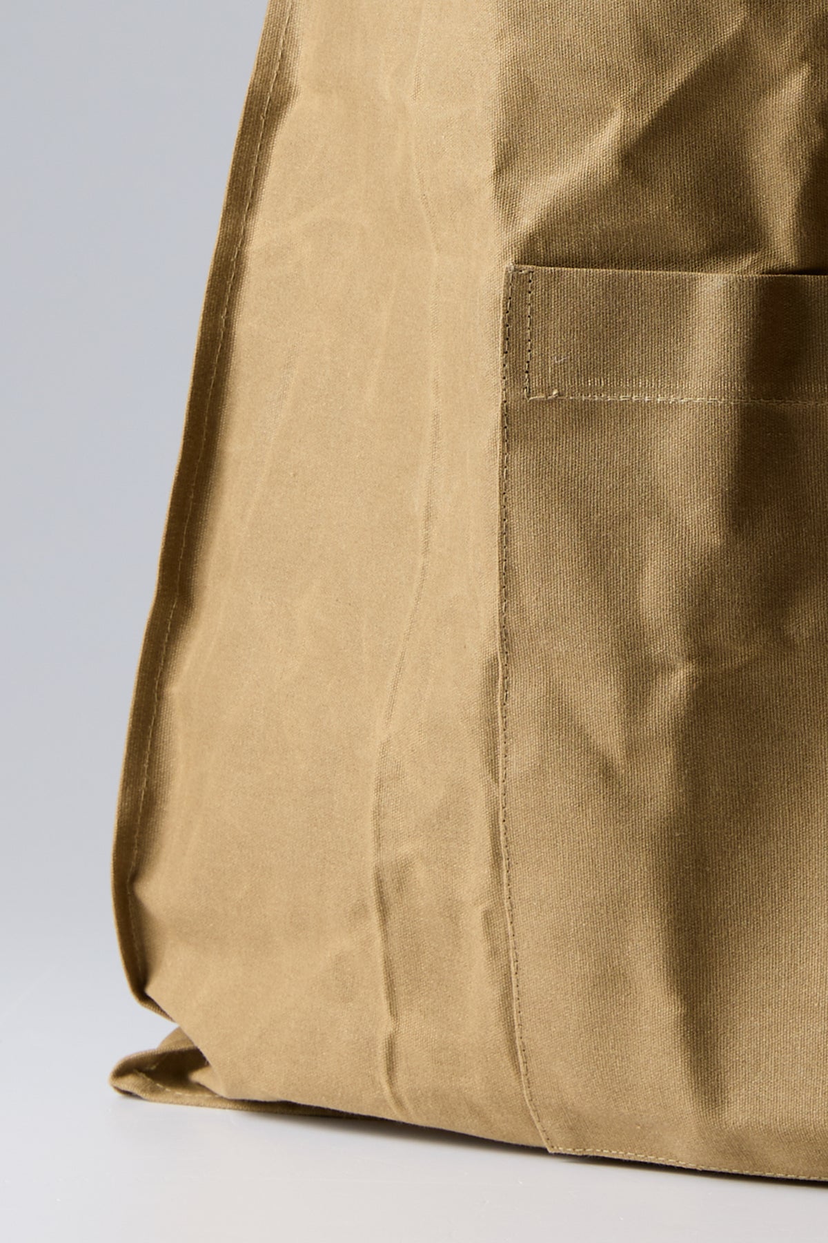 YOUNG WAXED BAG