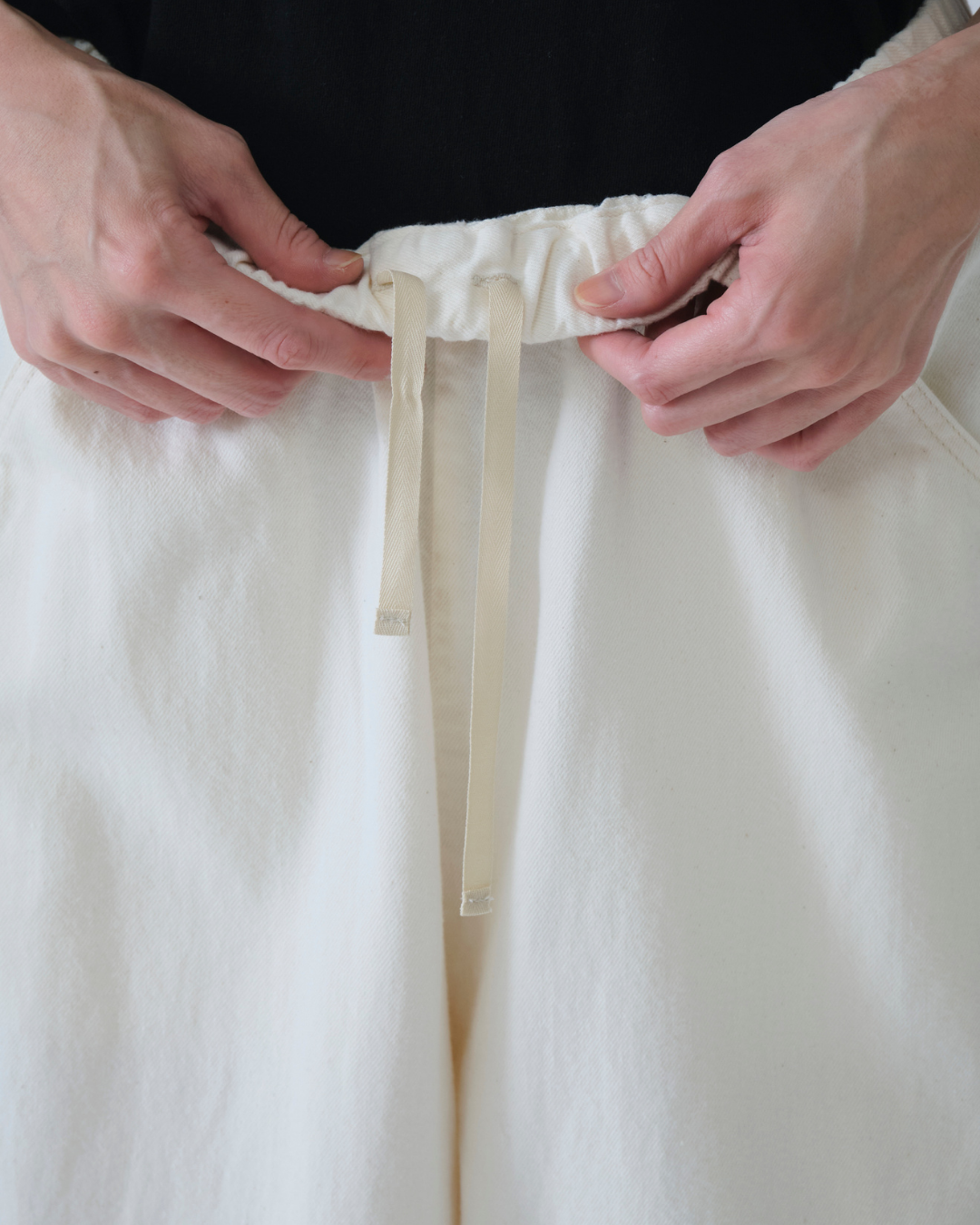 8OZ NATURAL DENIM EASY PANTS