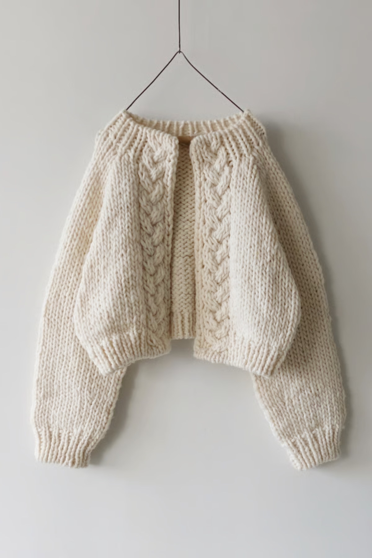 CARDIGAN HAND KNIT