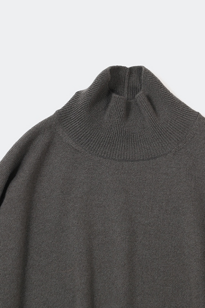 CASHMERE TURTLENECK