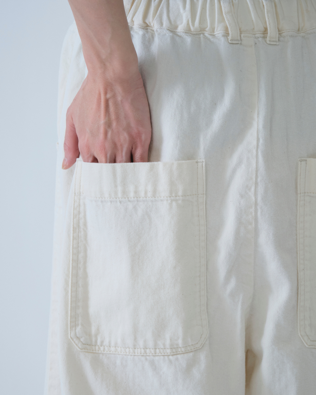 8OZ NATURAL DENIM EASY PANTS