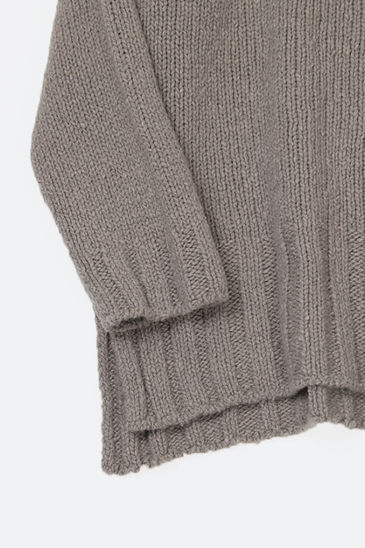 RENEW-WOOL TURTLENECK