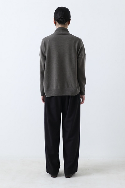 CASHMERE TURTLENECK