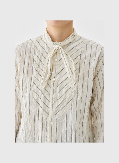 CRINKLE STRIPED TIE BLOUSE