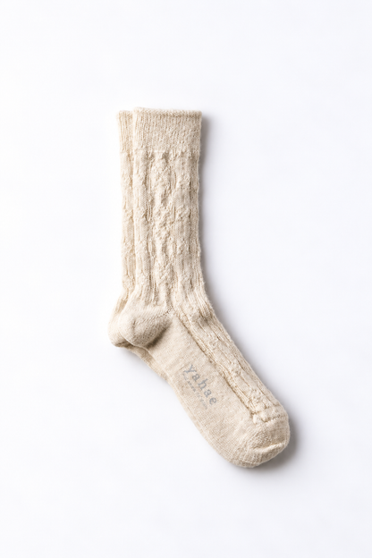 ALPACA CABLE PATTERN SOCKS