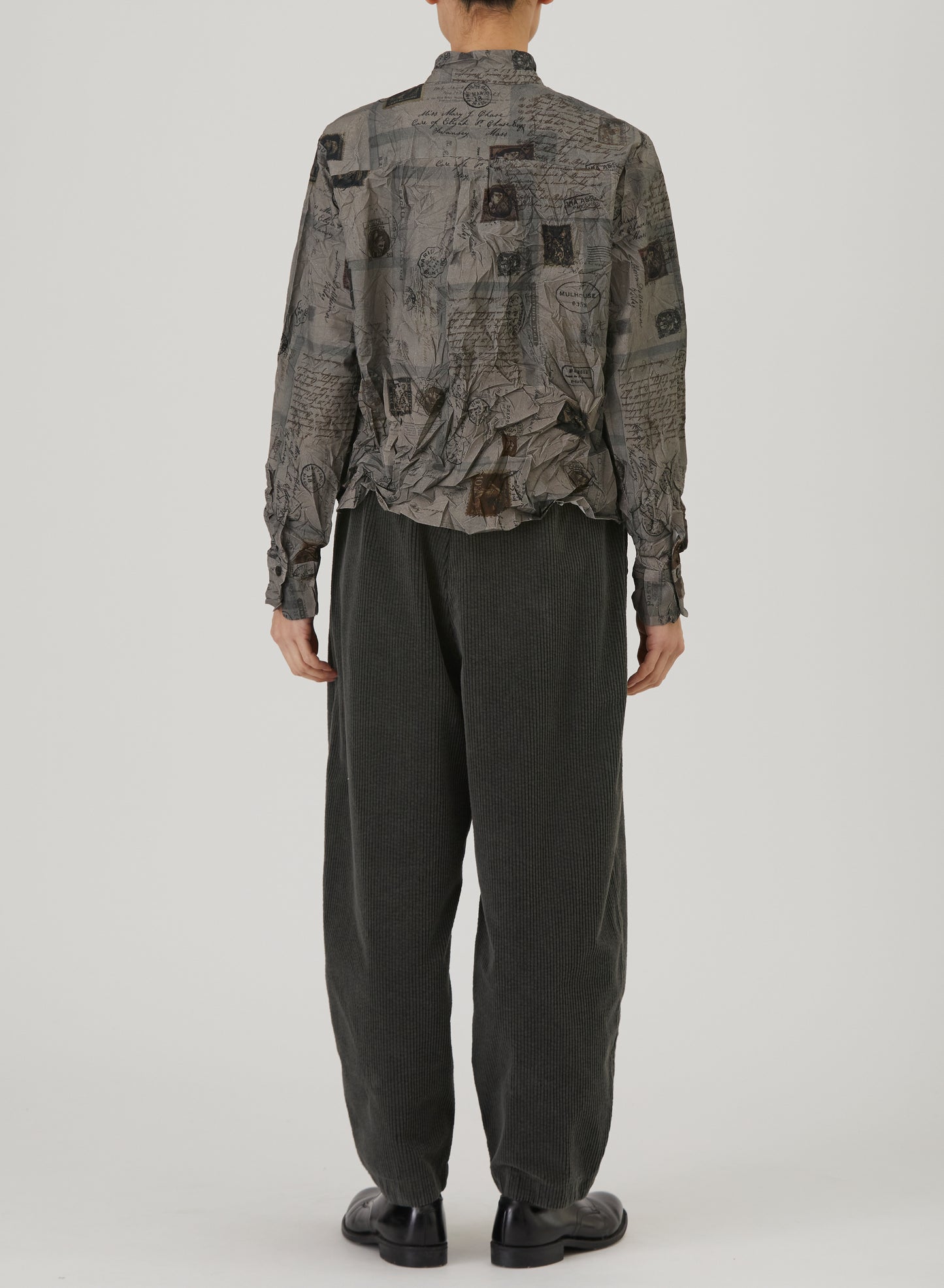 TRAVEL PRINT BLOUSE