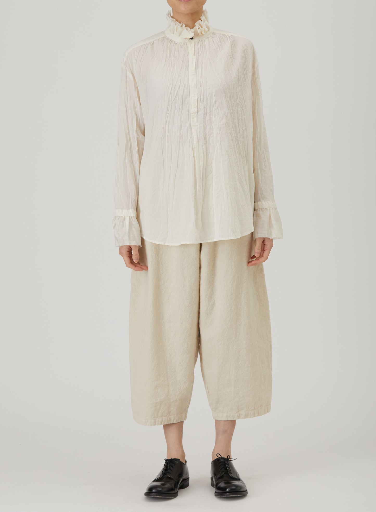 CL RUFFLE BLOUSE
